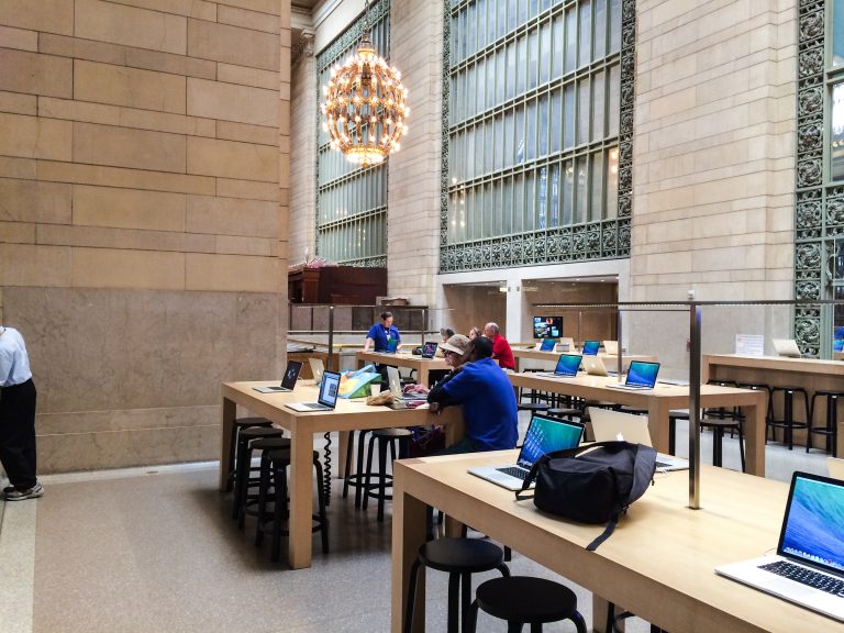 Apple Store — Chandelier Above the Showroom Floor